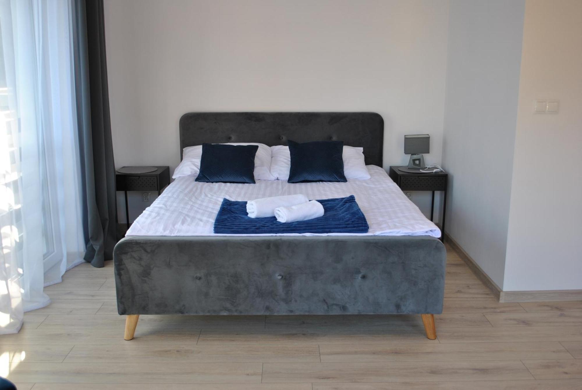 Apart4You Apartamenty Neumarkt Exterior foto